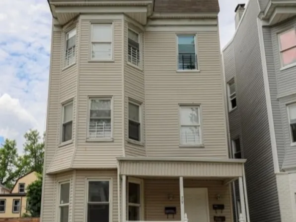 79 S 16th St #2, East Orange, NJ 07018