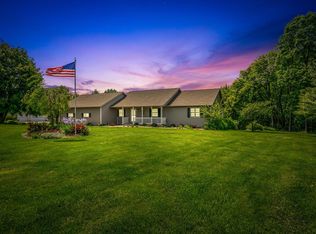 N1481 Meadow Ridge Rd, La Crosse, WI 54601
