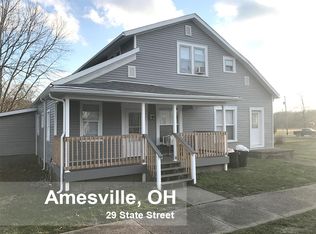 29 State St, Amesville, OH 45711