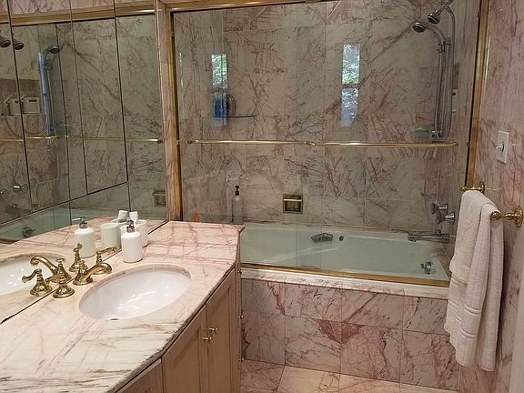 5th image of 45 E 85th St #2A