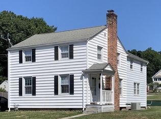 42 Oakland St, West Springfield, MA 01089