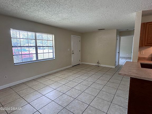 4th image of 319 Cavanah Dr #A