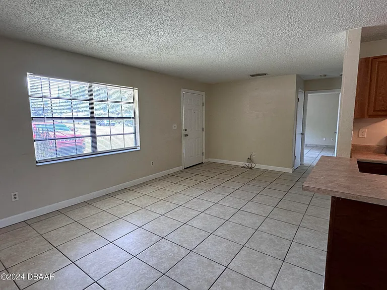 319 Cavanah Dr #A — Photo 4