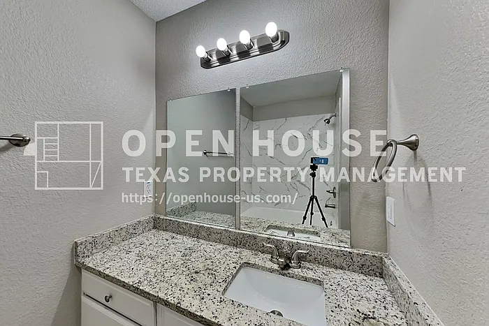8809 Limestone Dr — Photo 12