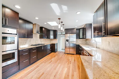 369 3rd St #3 Photo 1