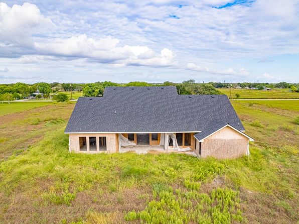 7755 County Road 2399, Sinton, TX 78387