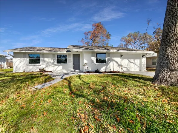 290 Dragon Rd, Venice, FL 34293