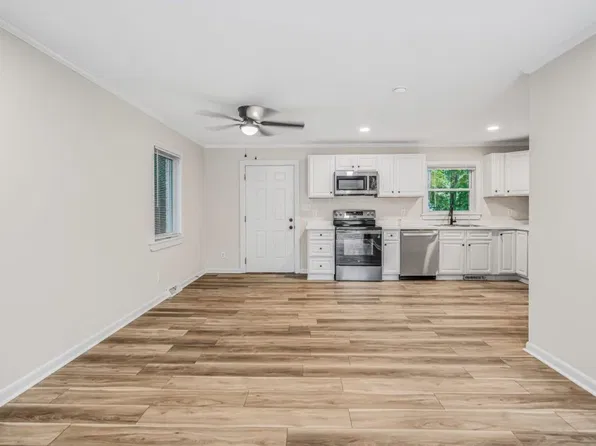 221 Howell St Unit 200B, Chapel Hill, NC 27514