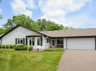 3664 Gershwin Ln N, Oakdale, MN 55128