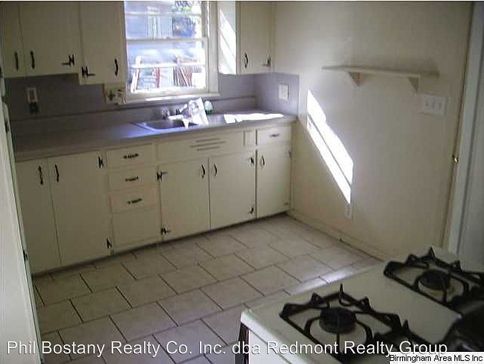 2nd image of 2364 Center Way S