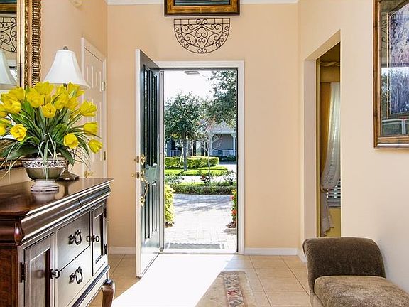3rd image of 170 Largo Dr