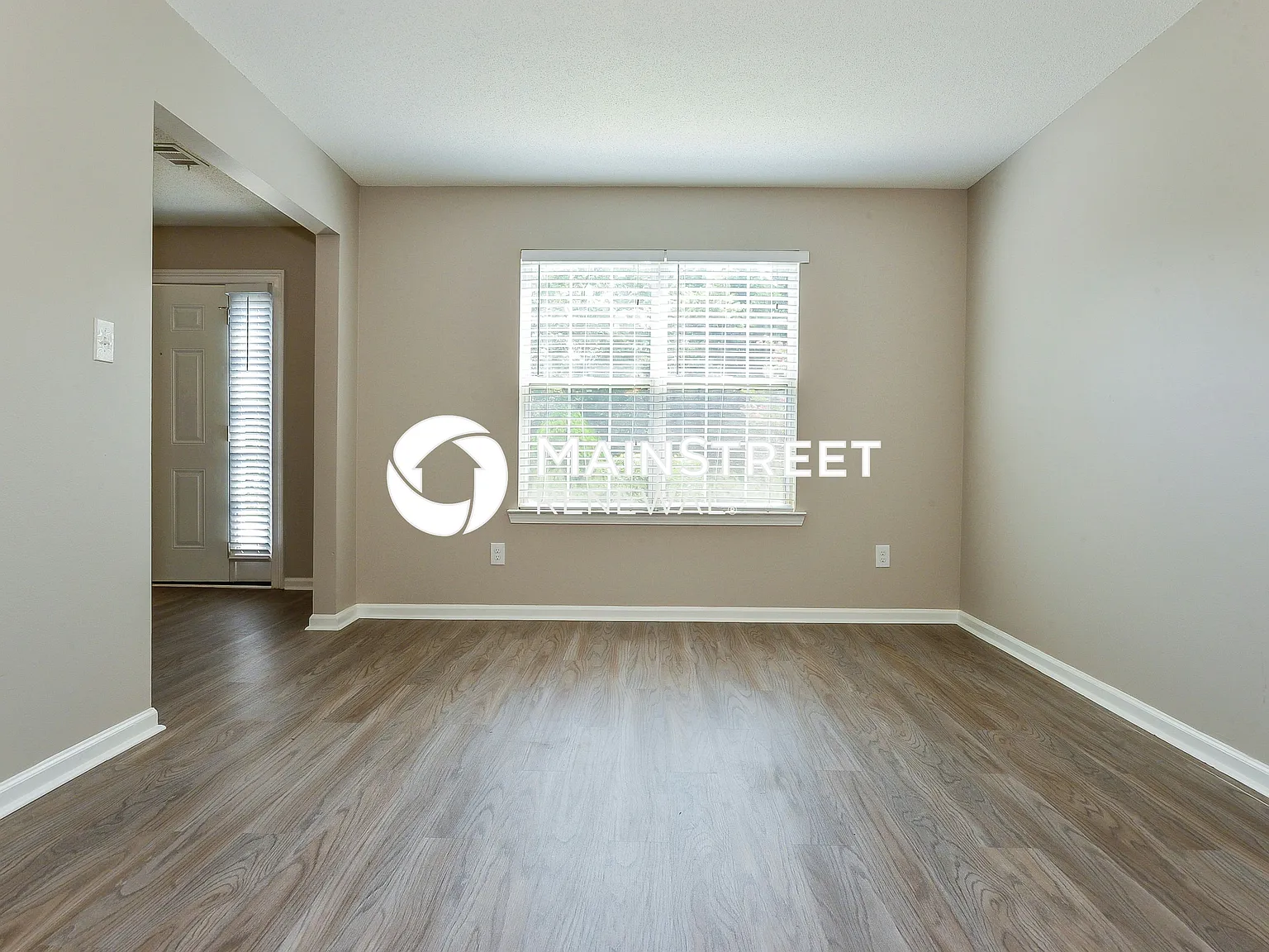 2868 River Ridge Hill — Photo 2