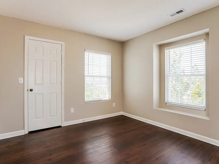 1101 Tellis Dr — Photo 15