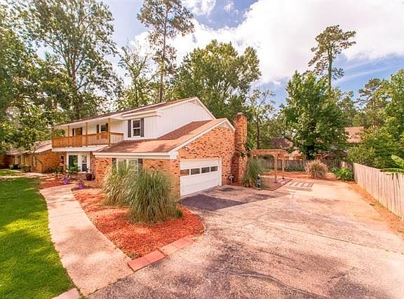 5th image of 687 Marilyn Dr