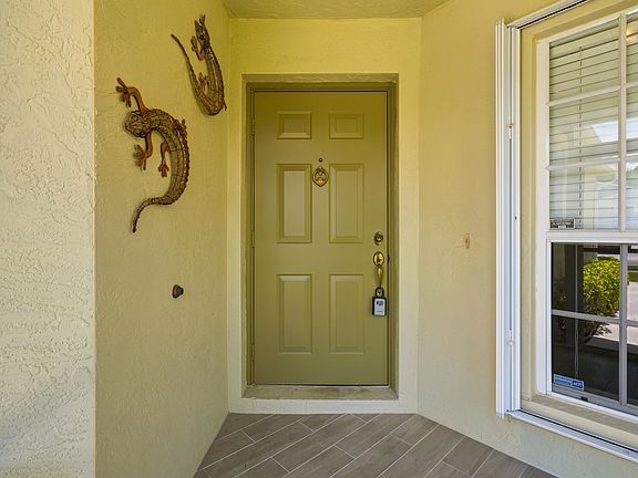5th image of 440 SW Talquin Lane
