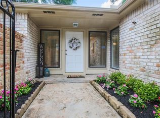 12026 Paradise Valley Dr, Houston, TX 77066