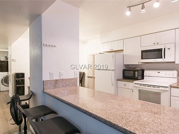 2nd image of 2725 S Nellis Blvd Unit 1069