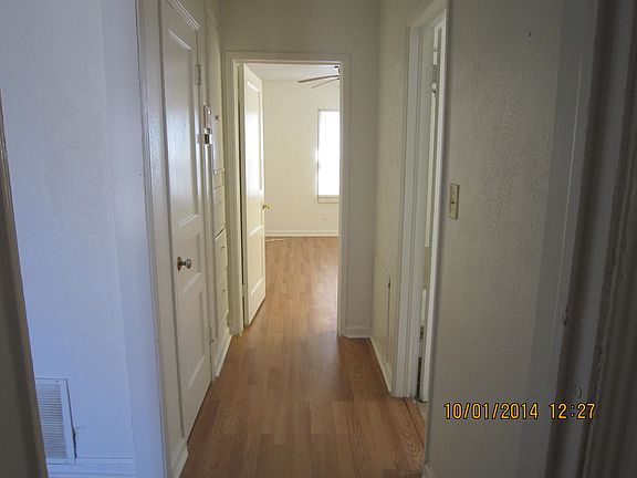 2nd image of 410 SW 24th St