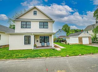 63 14th Ave, Sea Cliff, NY 11579