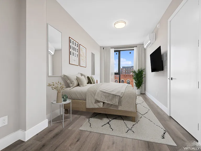 1020 Rogers Ave #7K — Photo 5