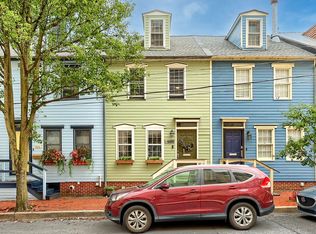 909 Capital St, Harrisburg, PA 17102