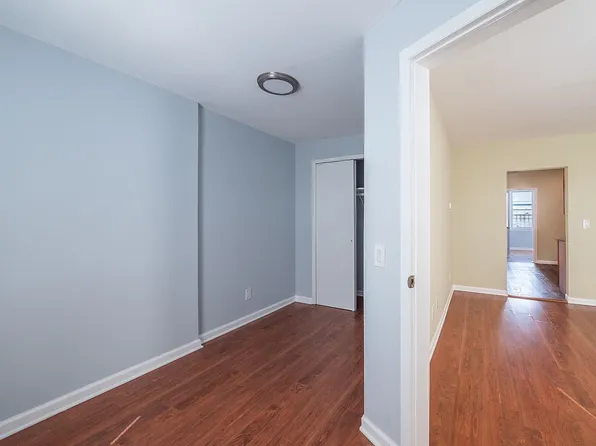 13-15 130th St, College Point, NY 11356