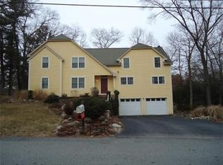 12 Kingsley Rd, North Attleboro, MA 02760