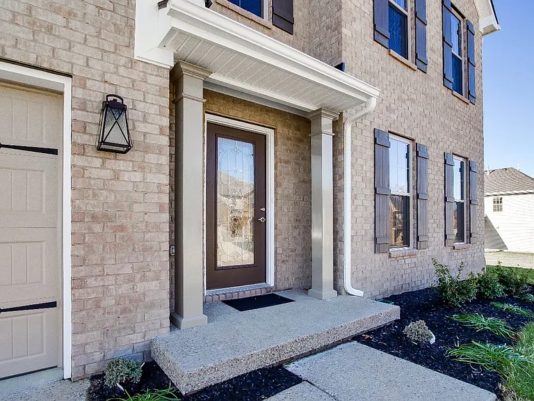 206 Belden Trl — Photo 2