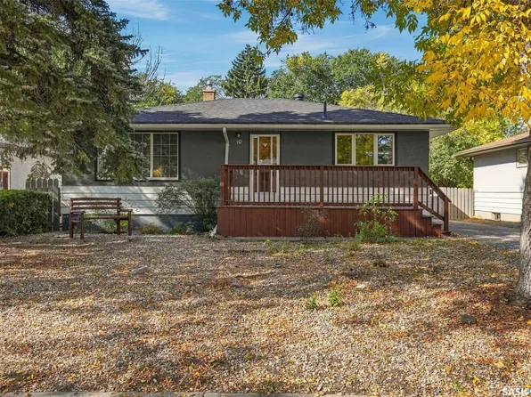 10 Ottawa Place, Regina, SK S4R 2V7
