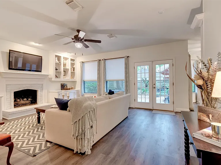 13011 Finch Brook Dr — Photo 28