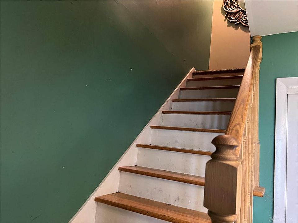 2nd image of 236 Royal Oaks Dr