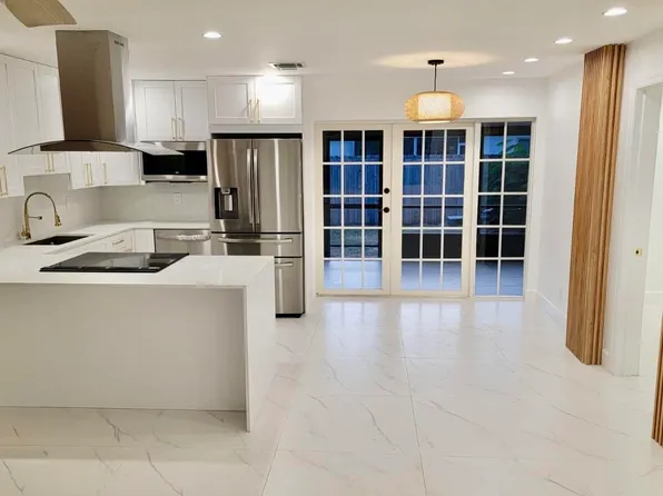 3101 SE 1st Street, Boynton Beach, FL 33435