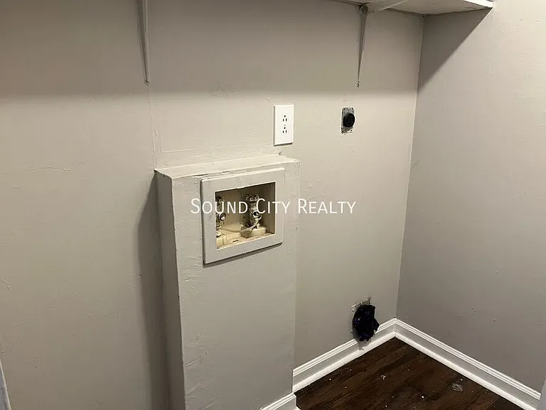 1731 Dr Db Todd Jr Blvd — Photo 14
