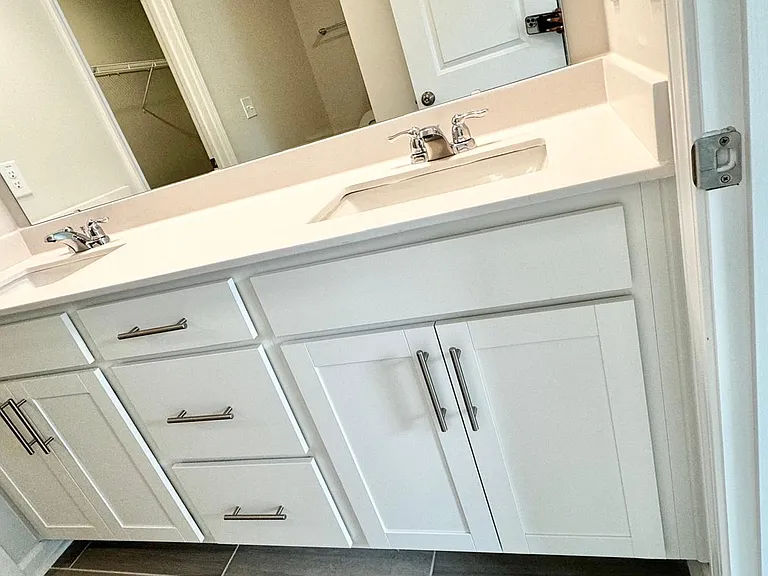 2505 Kasota Ln — Photo 23