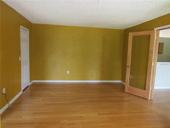4th image of 1511 Gregory Dr