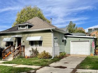 305 E Prairie St, Lanark, IL 61046