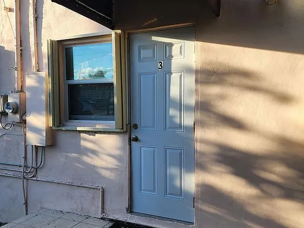 14035 NE 6th Ave, North Miami, FL 33161