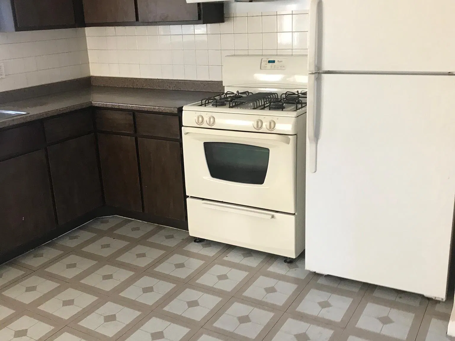 2 bed, $1,400 — Photo 4