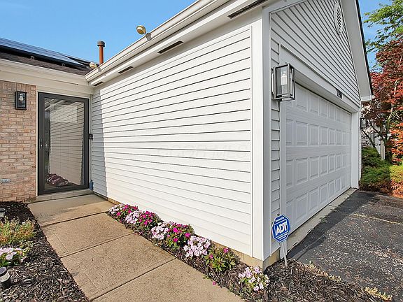4th image of 7294 Aplin Dr