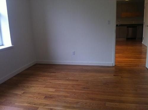 1st image of 76 Grand St