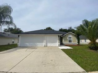 2106 Willesdon Dr E, Jacksonville, FL 32246