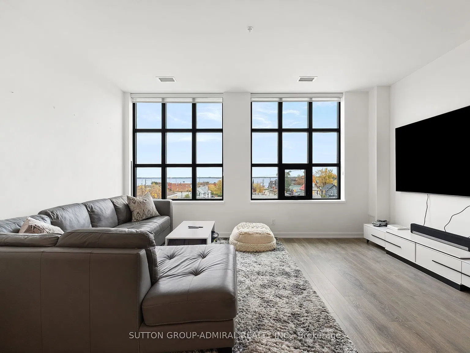 2 bed, $2,500 — Photo 3