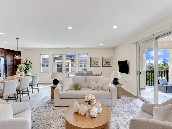 1057 Foxglove Pl Unit 303, San Jose, CA 95131