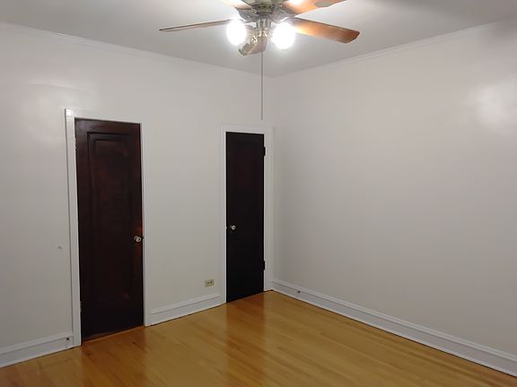 3rd image of 2638 W Fargo Ave #1