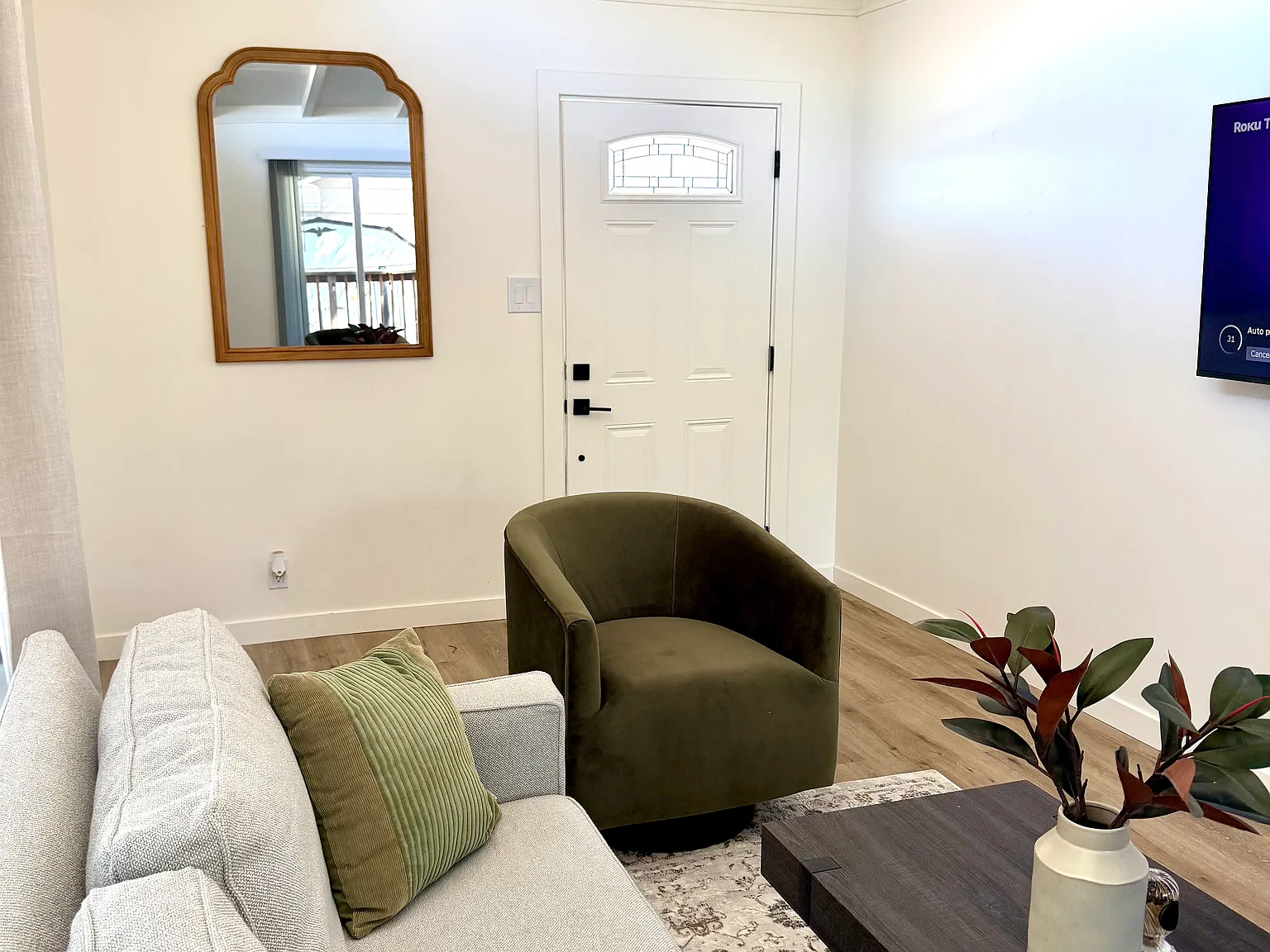 2 bed, 1000 sqft, $2,900 — Photo 4