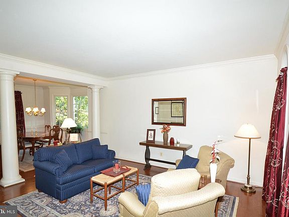 4th image of 3011 Franklin Corner Ln