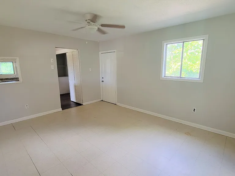 3406 Black Lake Cir — Photo 8