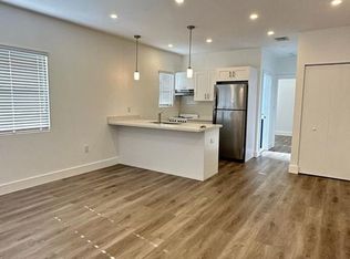 Great 1 Bed Room - Wood Floors - Small Building, Miami, FL 33145
