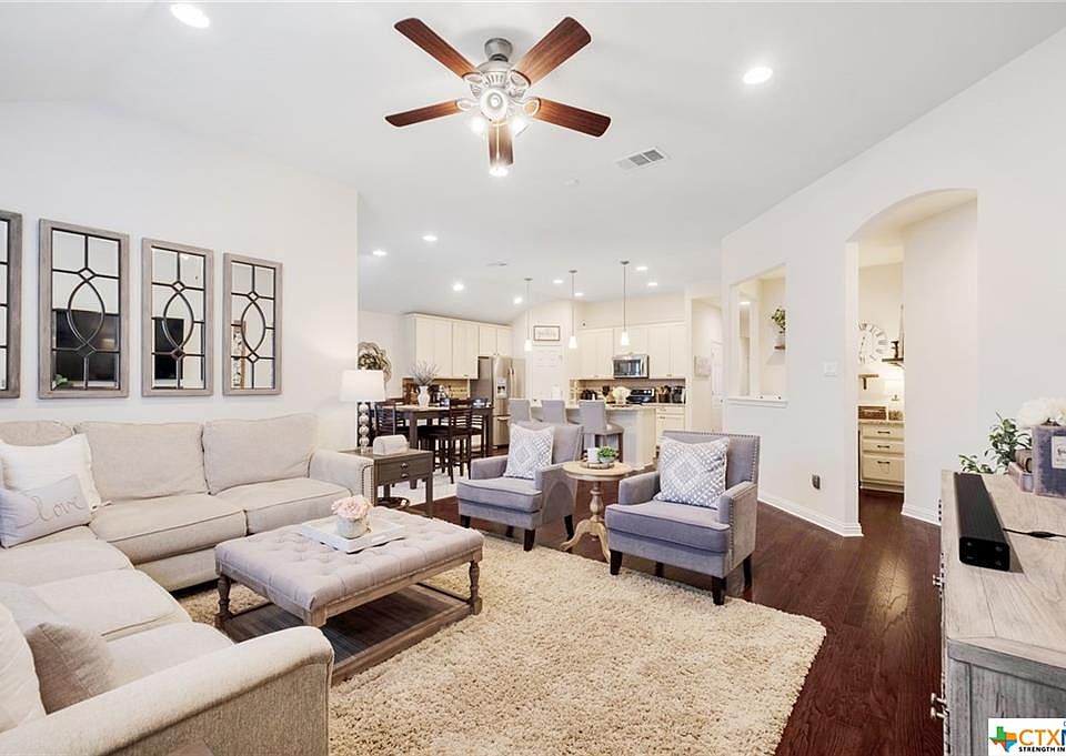 1st image of 825 Green Meadow Dr