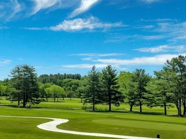 51/U Cape Club Dr #37, Sharon, MA 02067